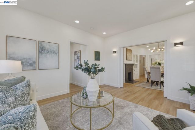 1726 Eagle Ave, Alameda, CA 94501