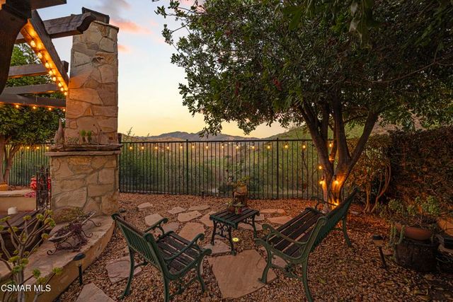 3170 Heavenly Ridge Street, Thousand Oaks, CA 91362