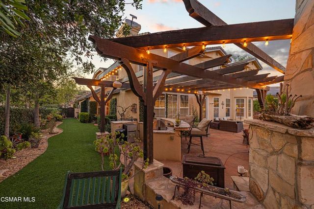 3170 Heavenly Ridge Street, Thousand Oaks, CA 91362
