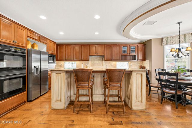 3170 Heavenly Ridge Street, Thousand Oaks, CA 91362