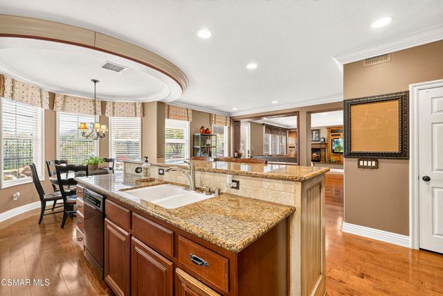3170 Heavenly Ridge Street, Thousand Oaks, CA 91362