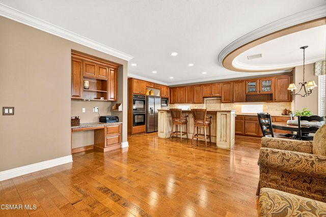 3170 Heavenly Ridge Street, Thousand Oaks, CA 91362