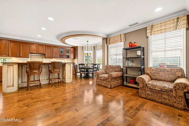 3170 Heavenly Ridge Street, Thousand Oaks, CA 91362