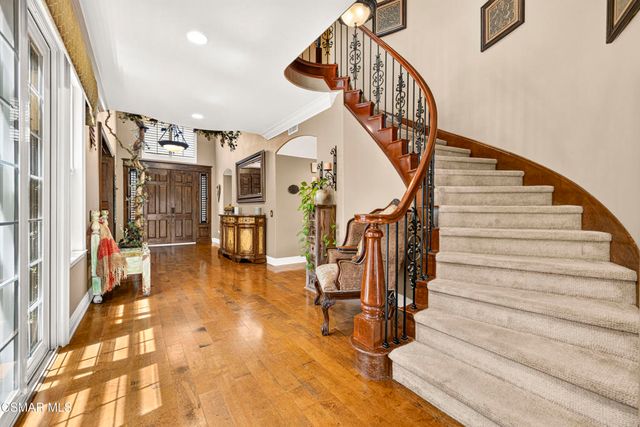 3170 Heavenly Ridge Street, Thousand Oaks, CA 91362