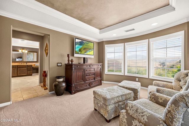 3170 Heavenly Ridge Street, Thousand Oaks, CA 91362