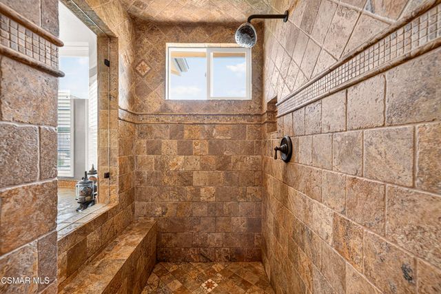3170 Heavenly Ridge Street, Thousand Oaks, CA 91362