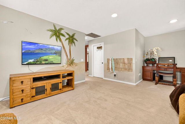 3170 Heavenly Ridge Street, Thousand Oaks, CA 91362