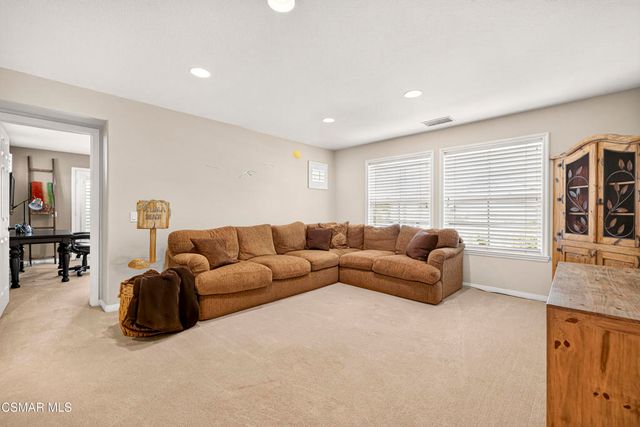 3170 Heavenly Ridge Street, Thousand Oaks, CA 91362
