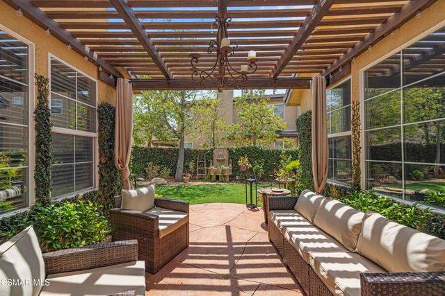 3170 Heavenly Ridge Street, Thousand Oaks, CA 91362