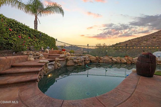 3170 Heavenly Ridge Street, Thousand Oaks, CA 91362