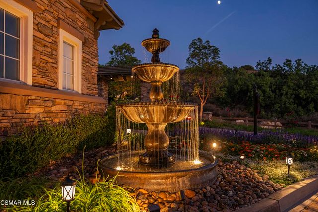 3170 Heavenly Ridge Street, Thousand Oaks, CA 91362