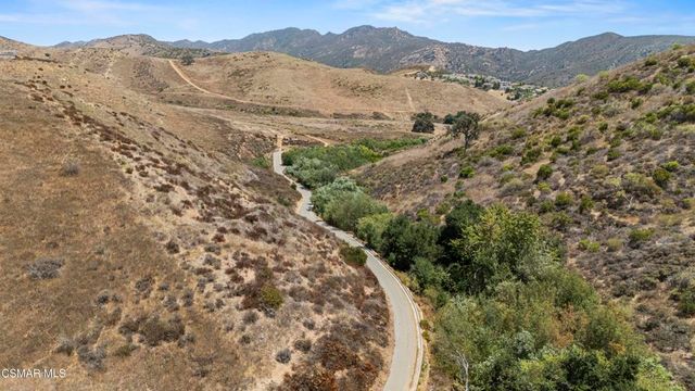 3170 Heavenly Ridge Street, Thousand Oaks, CA 91362