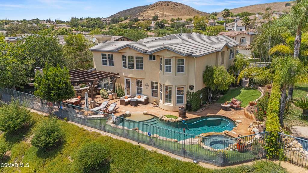 3170 Heavenly Ridge Street, Thousand Oaks, CA 91362