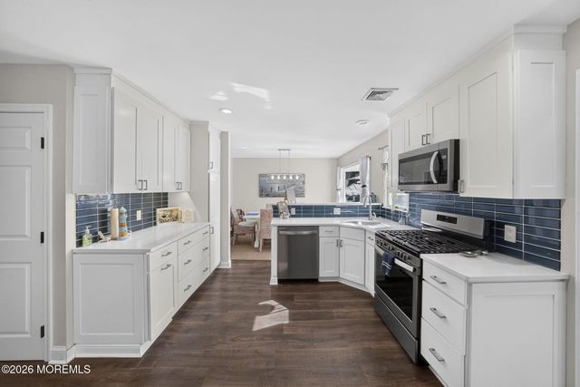 1509 Spray Avenue, Beachwood, NJ 08722
