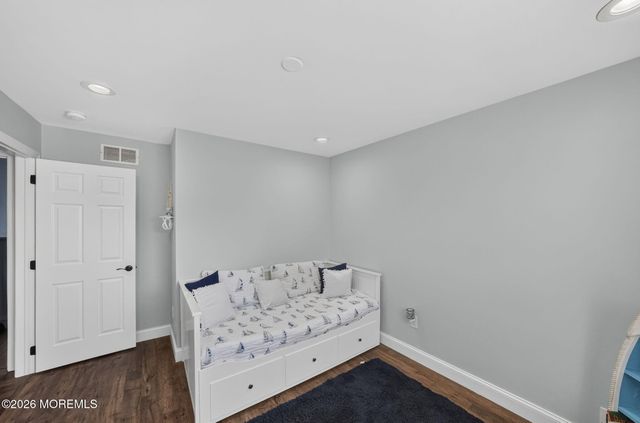 1509 Spray Avenue, Beachwood, NJ 08722