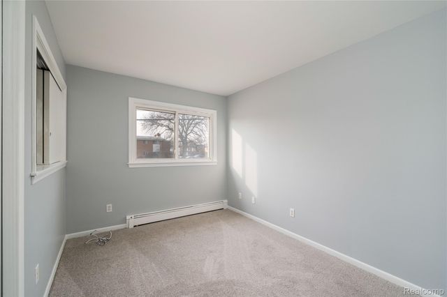 29046 Lorraine Avenue, Warren, MI 48093