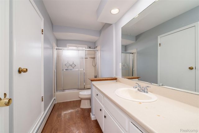 29046 Lorraine Avenue, Warren, MI 48093