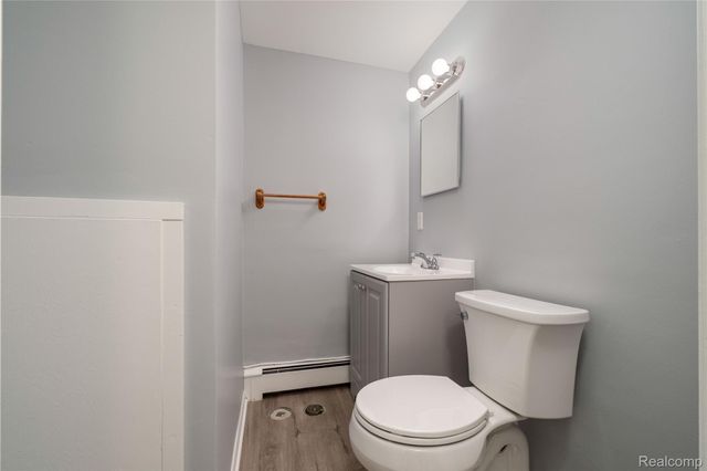 29046 Lorraine Avenue, Warren, MI 48093