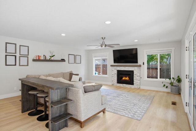 2065 N Quincy Rd, Turlock, CA 95382