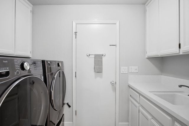 2065 N Quincy Rd, Turlock, CA 95382