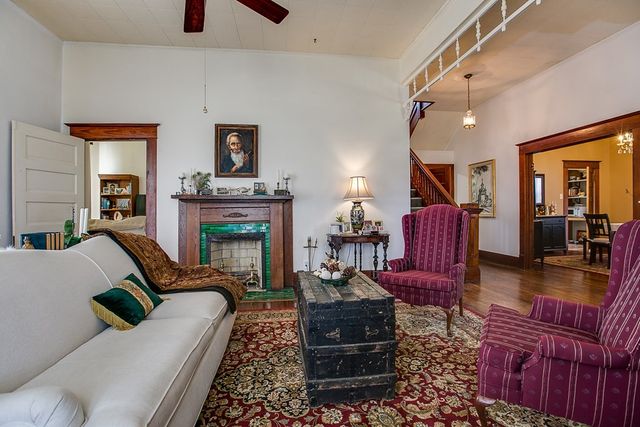 801 N 9th Street, Ballinger, TX 76821