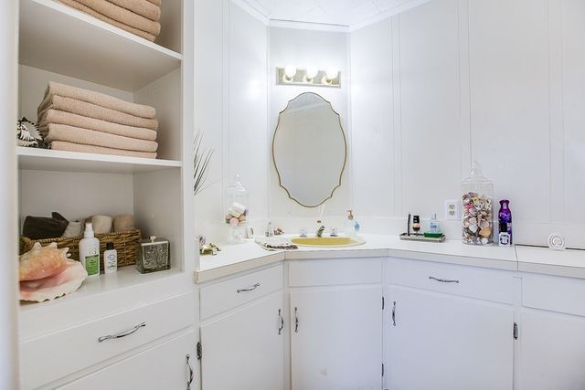 801 N 9th Street, Ballinger, TX 76821