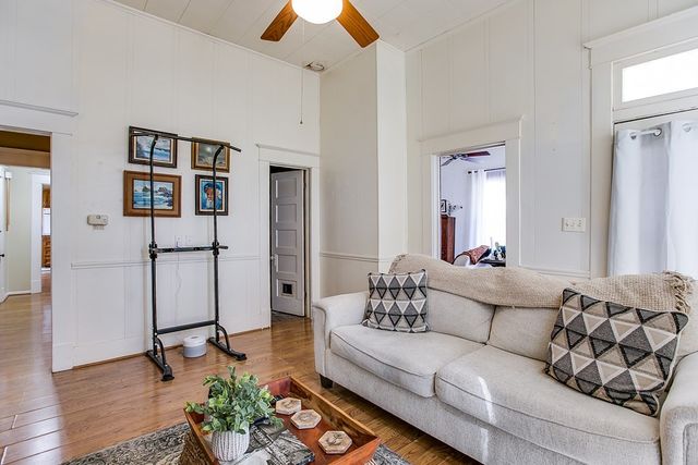 801 N 9th Street, Ballinger, TX 76821