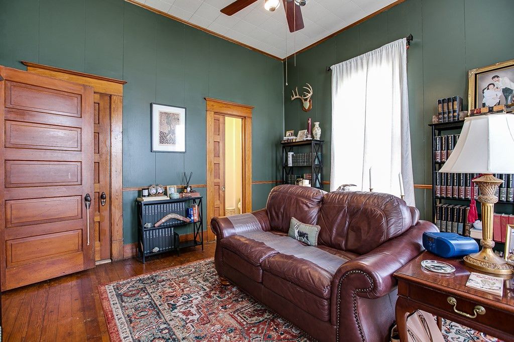 Image 12 of property listing at 801 N 9th Street, Ballinger, TX 76821