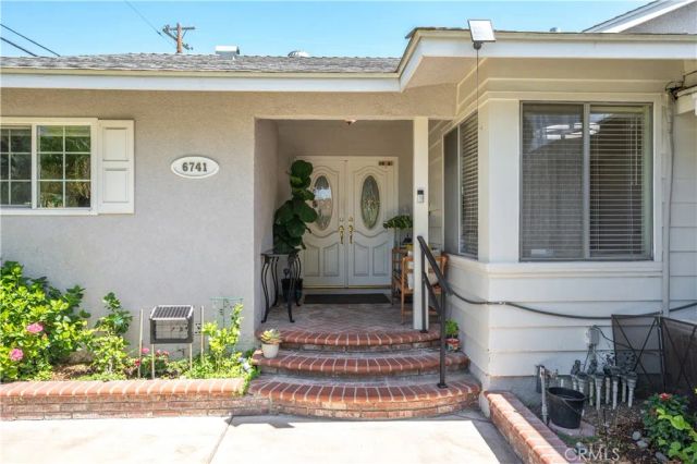 6741 E Huntdale, Long Beach, CA 90808