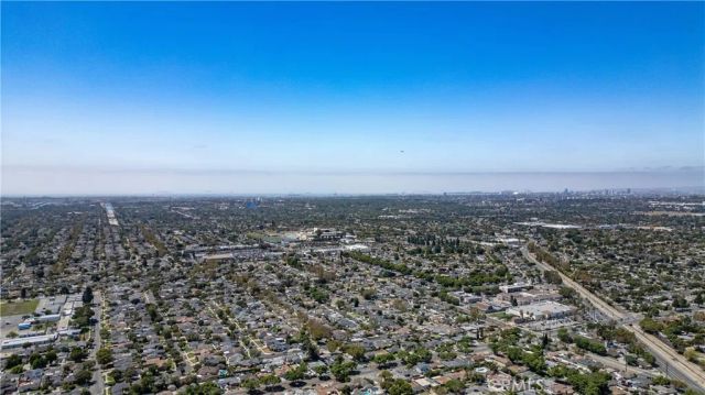 6741 E Huntdale, Long Beach, CA 90808