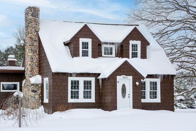 8616 Cedar Run Road, Traverse City, MI 49684