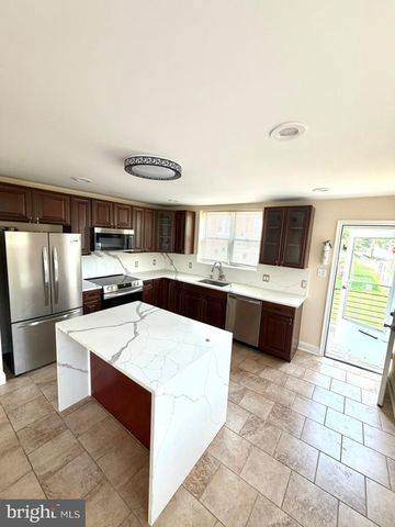 6062 N CAMAC ST, Philadelphia, PA 19141