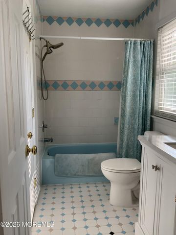 32 Bristlecone Drive, Howell, NJ 07731