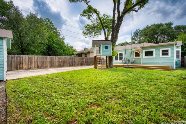 717 W Kings Hwy, San Antonio, TX 78212