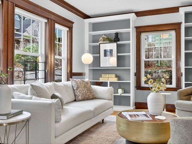 83 Newburg St 1, Boston, MA 02131