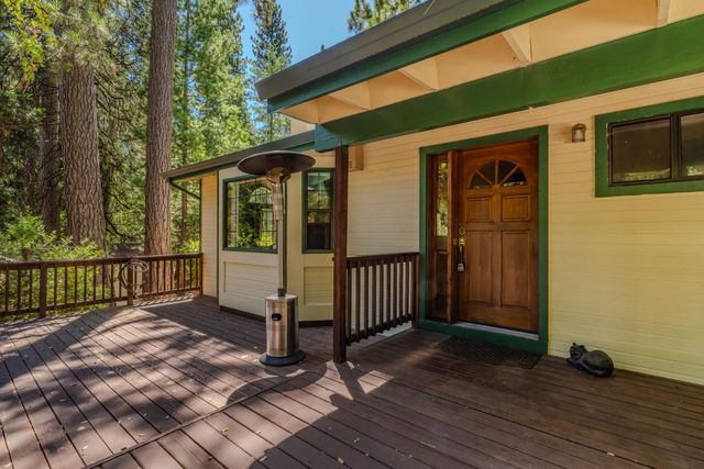 17667 Circle View Dr, Pioneer, CA 95666