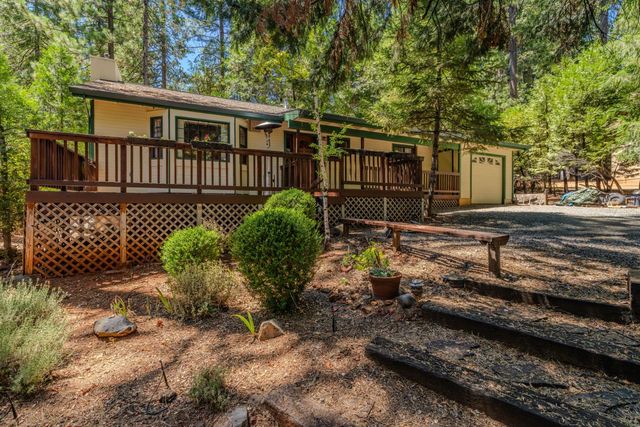 17667 Circle View Dr, Pioneer, CA 95666