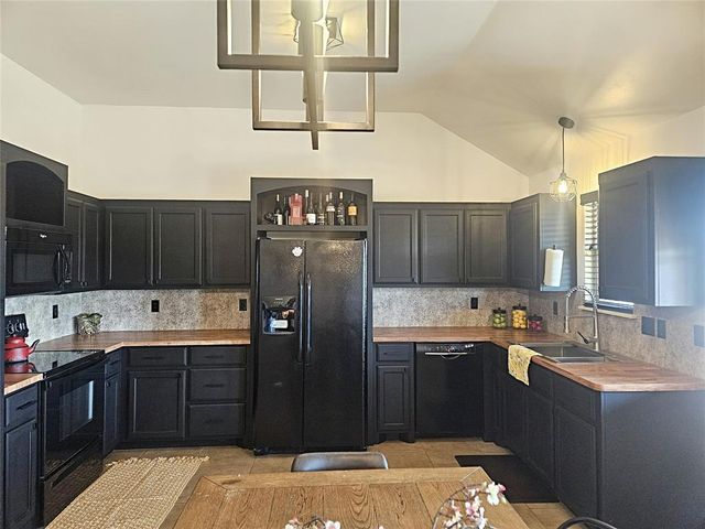 2499 County Road 1328, Blanchard, OK 73010