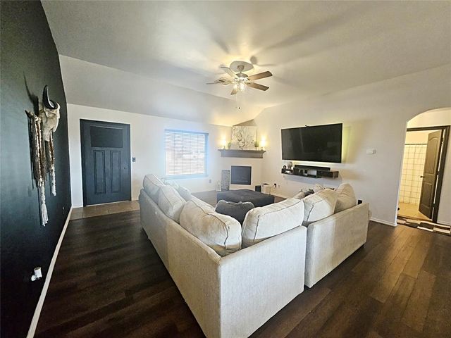 2499 County Road 1328, Blanchard, OK 73010