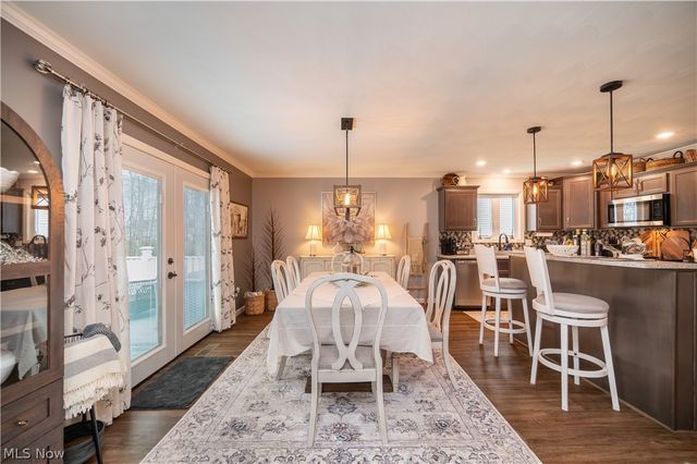 1383 Cross Cove, Austintown, OH 44515