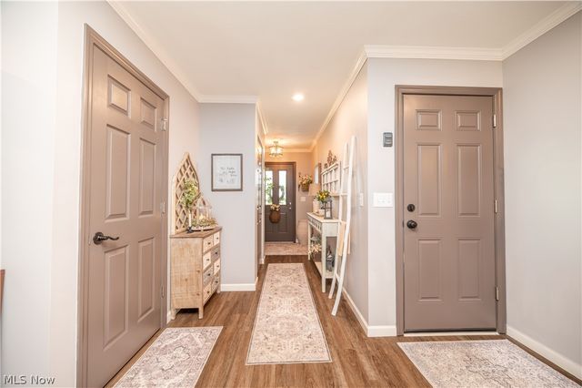 1383 Cross Cove, Austintown, OH 44515