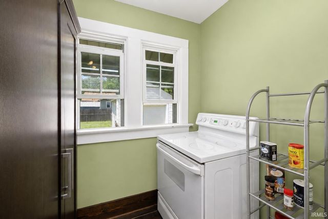 821 Pemberton Drive, Fort Wayne, IN 46805