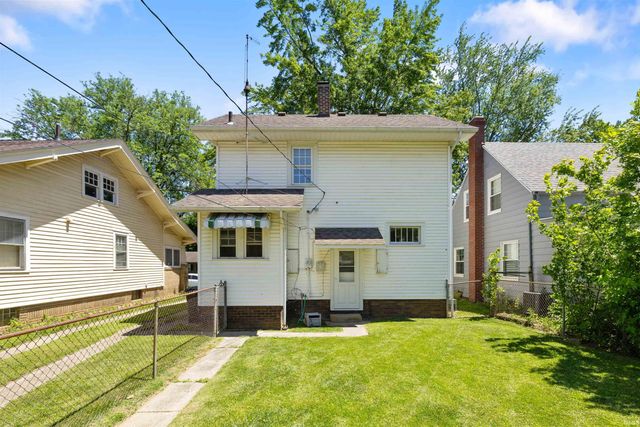 821 Pemberton Drive, Fort Wayne, IN 46805