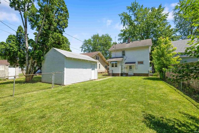 821 Pemberton Drive, Fort Wayne, IN 46805