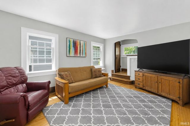 821 Pemberton Drive, Fort Wayne, IN 46805