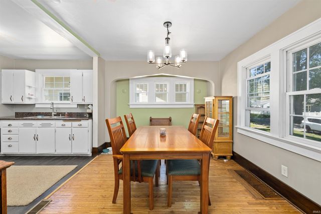 821 Pemberton Drive, Fort Wayne, IN 46805