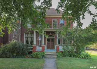 514 23RD Street, Rock Island, IL 61201