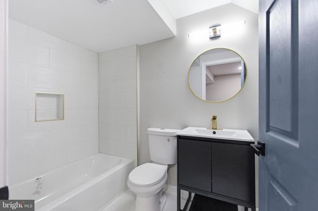 610 GALVESTON PL SE, Washington, DC 20032