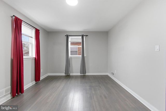 610 GALVESTON PL SE, Washington, DC 20032