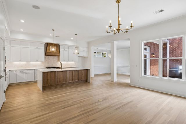 1176 Westhaven Blvd, Franklin, TN 37064